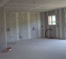 Finitions du jointeur en cours...