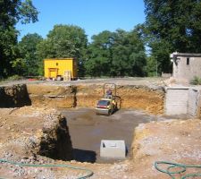 On est jamais assez prudent!!! vaut mieux prendre le rouleau 3 tonnes