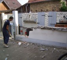 Pour bien se r&eacute;veiller le lundi matin, rien de tel qu'un peu de d&eacute;molition