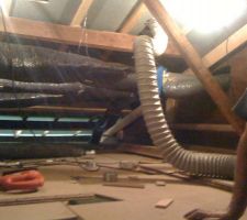 VMC double flux en cours de pose.