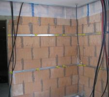 Préparation mur avant isolant