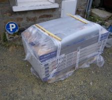 Les 23 bottes, les plinthes etc