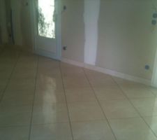 Carrelage de la cuisine / salle &agrave; manger / entr&eacute;e / couloir et d&eacute;gagements