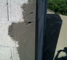 Petit accrochage par la pelle :s