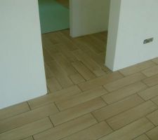 Detail du changement de sens .. je n aime pas trop je crois que je vais faire un seuil en bois incruste