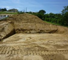 3ème jour il aura fallu taluter pour pas que la terre s?effondre