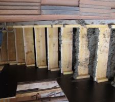 Debut de coulage de l escalier beton