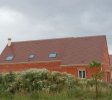 La cheminée maintenant en place.