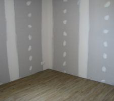 Sol Gerflor muscade  terminé dans la chambre 3