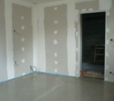 17/06/11 : coulage de la chape liquide