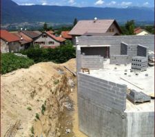 Petite piscine naturelle qui s'&eacute;vacue tout doucement gr&acirc;ce &agrave; mon drainage " maison "