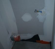 21/06/11 : chape coulée - WC étage