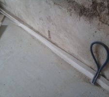 Blocs de polystyrene en peripherie de la dalle beton