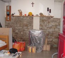 Le mur est fini de décapé