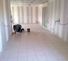 Carrelage pos&eacute; !