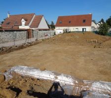 Ca y est c parti , terrassement fini et ferraillage commenc&eacute; plutot bien en un week end .