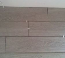 Début pose carrelage SaM