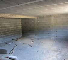 Pièce de stockage au sous sol