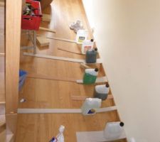 Bidonnage pour coller les plinthes