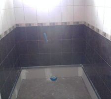 Les toilettes de l'entr&eacute;e