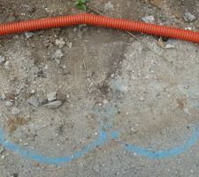 Emplacement prevu des tabourets pour eaux usees