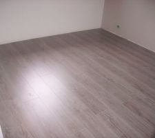 Stratifi&eacute; chambre parent