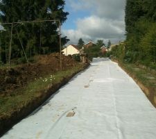 Acc&egrave;s chantier - pose du g&eacute;otextile