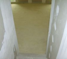 On voit bien la mousse polyuréthane
