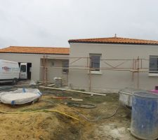 Enduit coté Est, couleur gris perle