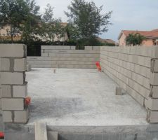 Mardi 12 juillet 2011 - L'&eacute;l&eacute;vation des murs