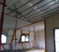 Arrivée à 11 H sur chantier, ils avaient déjà fini la chambre !