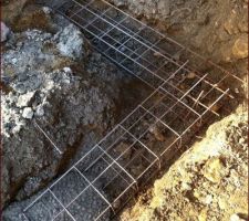 On dirait que les maçons ont manqué de béton...