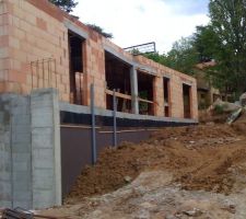 Terrain commence à prendre forme