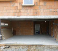Dalle du garage lissée à l'hélicoptère