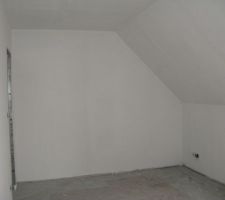 Chambre prête à peindre