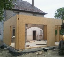 Relevage de la dernière paroi