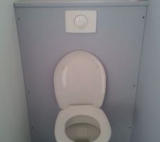 Les WC enfin terminés...