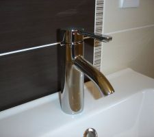 Robinet salle de bain principale