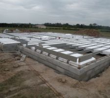 Installation plancher hourdis.