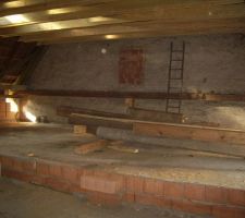 On peut enfin marcher &agrave; l'etage sans avoir a se faufiler entre les poutres