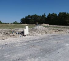 Notre terrain ... 
Livraison Prevue fin Aout m ais nous le signerons pas avant Oct "A c ause de notre mauvaise m&eacute;saventure"
A moins que l'administratif avance plus vite que prevue .