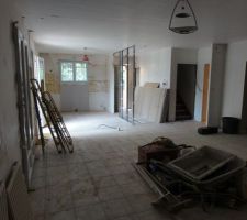 Placo sur la cuisine, salle &agrave; manger et salon