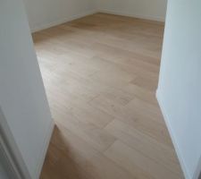 Parquet brut à vitrifier pour deux chambres