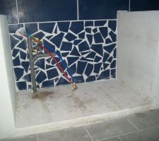 Les 2 jambages de 10cm d'épaisseur.
hauteur 71cm.
meuble de 120cm
socle en siporex
carrelage mural en "opus"