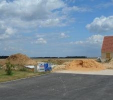 Et en plus il faisait beau ce jour là !
Reprise des travaux par france confort à la rentrée !