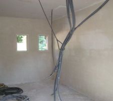 Plâtre traditionnel au RDC