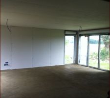 Chape coul&eacute;e salle &agrave; mang&eacute;