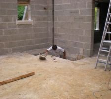 Escalier du sous-sol au RDC