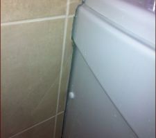 Decoupe baignoire est ce normal ??!!