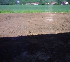 Terrassier vraiment super pas pu prendre des photos de l'assainissement cause boulot mais rapport qualité prix super du boulot impeccable si vous chercher un terrassier assainissement viabilisation dites le moi